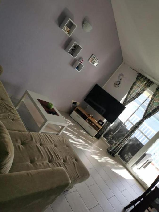 Apartman Sutalo Komarna Esterno foto