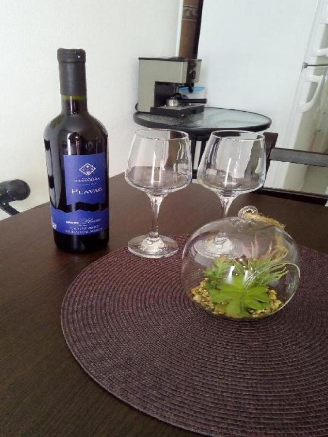 Apartman Sutalo Komarna Esterno foto